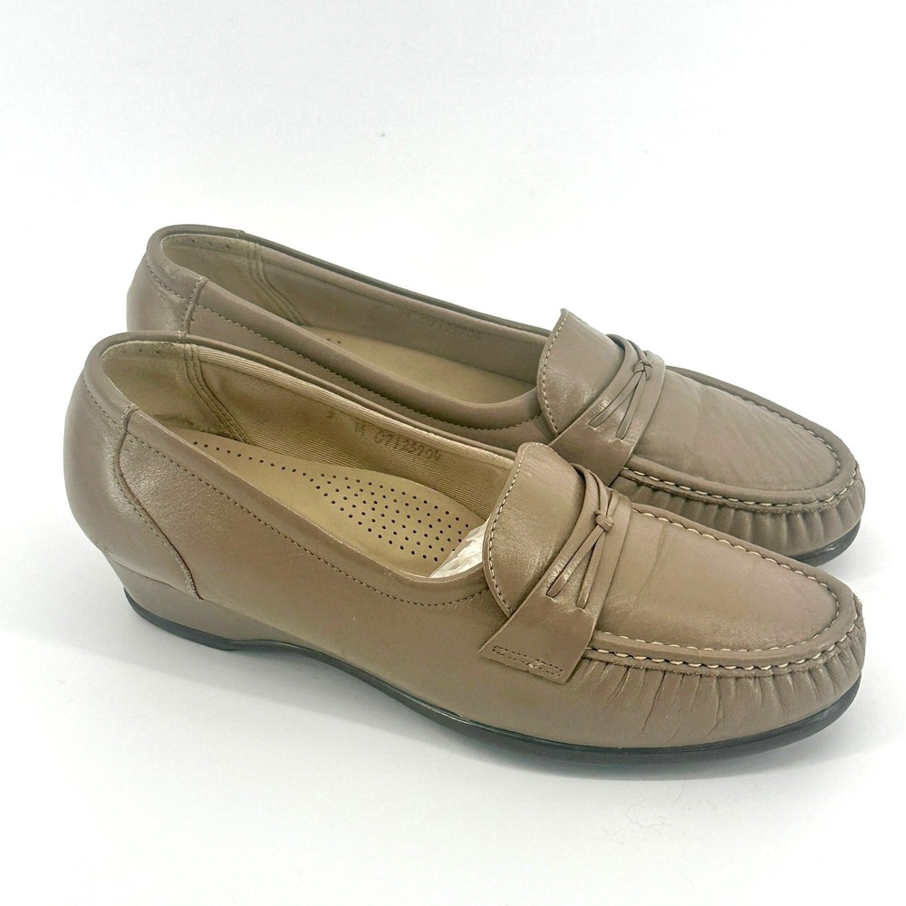 SAS Loafers Womens 9 M Taupe Solid Slip On Wedge Heel Comfort Professional USA